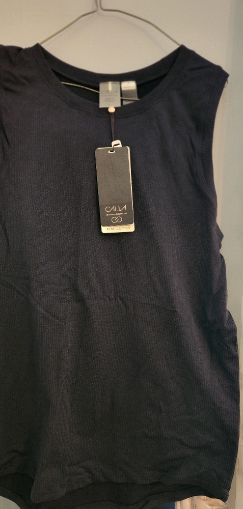 Calia Tank